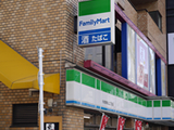 ④ Family Mart